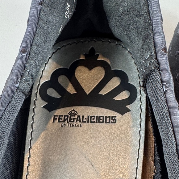 Fergalicious by Fergie Grey Ballet Flats with Bow - Picture 7 of 9